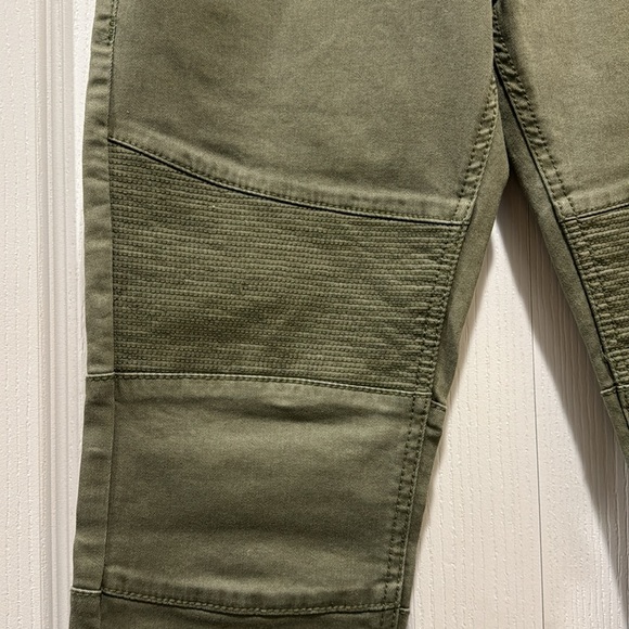 NWT- Men’s INC- International Concepts Stockholm Skinny Jeans. Size 30/32. - Picture 3 of 7